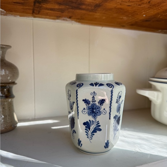 Vintage Holland Delft Blue and White Floral Ceramic Vase - Picture 2 of 5